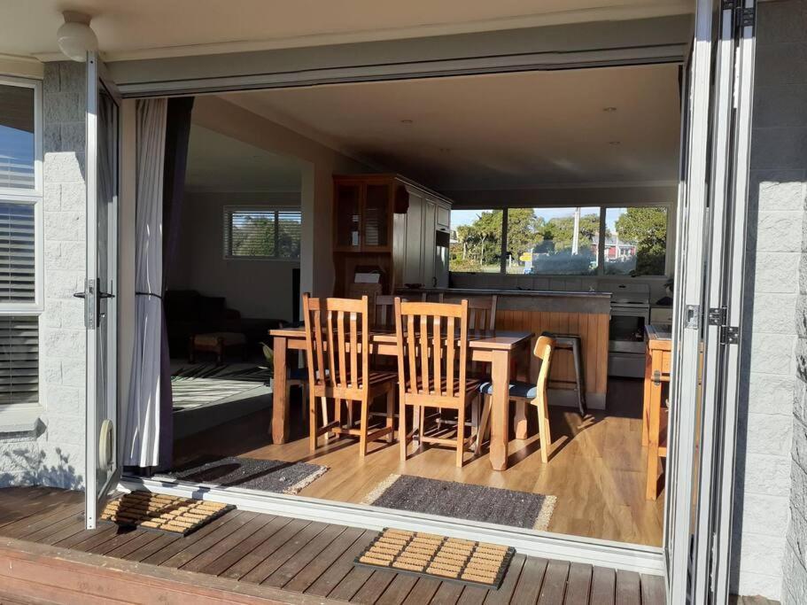 3 Bedroom Holiday Home In Prime Kaikoura Location! Exterior foto
